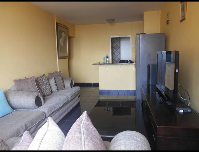 3 BEDROOM APARTMENT TO LET IN SOUTH BEACH
